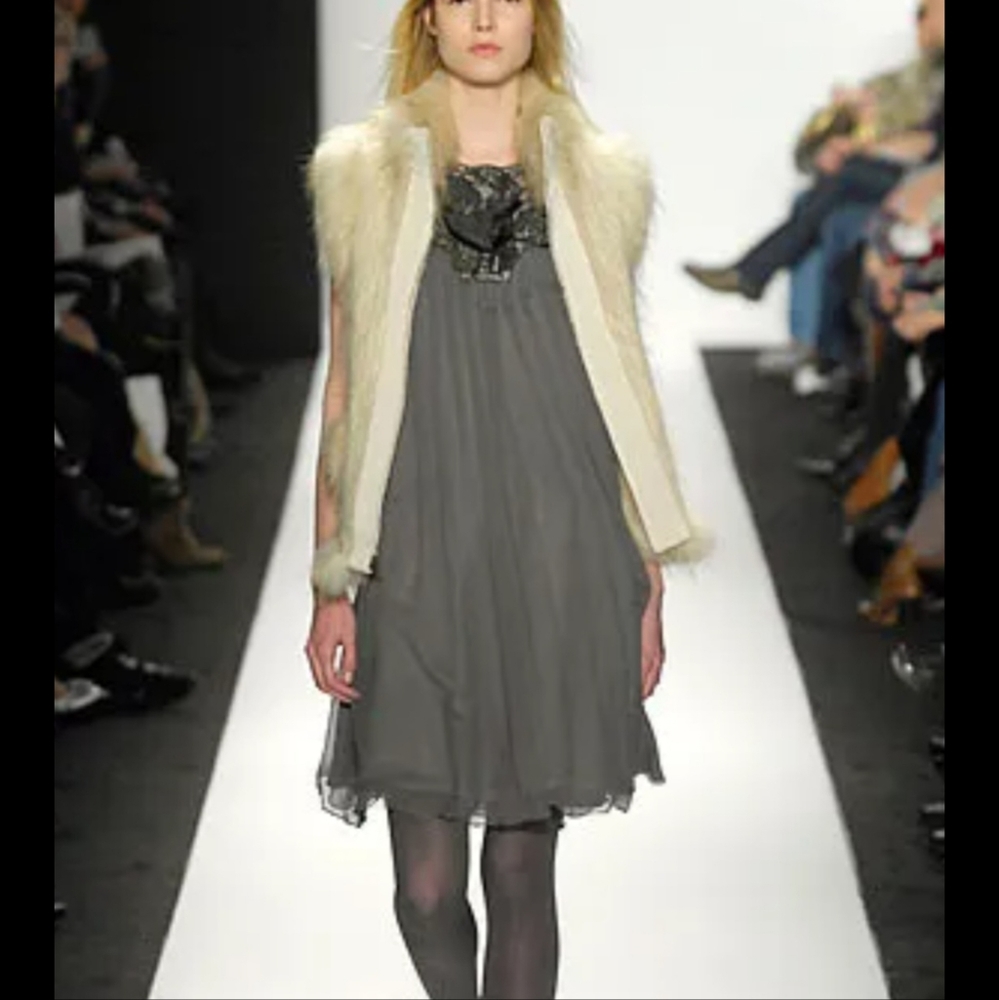 BCBG RUNWAY Silk dress with cutout embroidery RARE FIND
